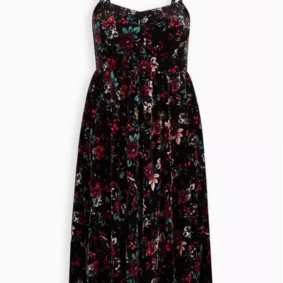 torrid Dresses & Skirts - Torrid Midi Velvet Skater Dress With Pockets!